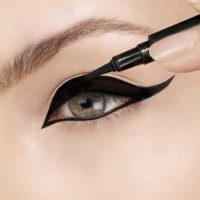 eyeliner çekmek